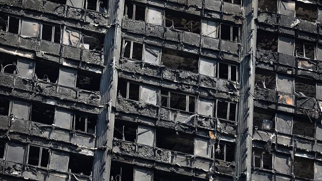 Vyhořelý Grenfell Tower. Vyhořelý Grenfell Tower.
