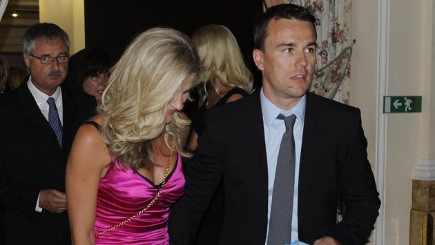 Marek Židlický se svou partnerkou na vyhlášení ankety Zlatá hokejka za rok 2013. Marek Židlický se svou partnerkou na vyhlášení ankety Zlatá hokejka za rok 2013.