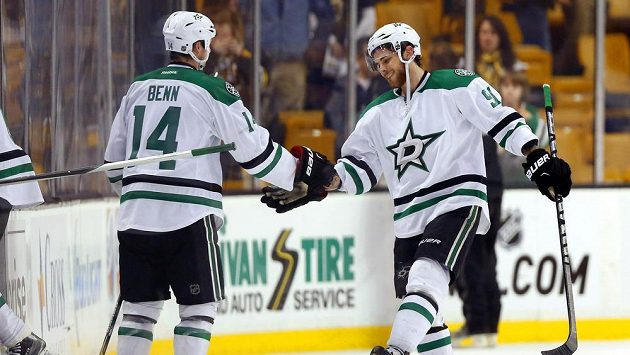 Hvězdy Dallasu Tyler Seguin a Jamie Benn. Hvězdy Dallasu Tyler Seguin a Jamie Benn.