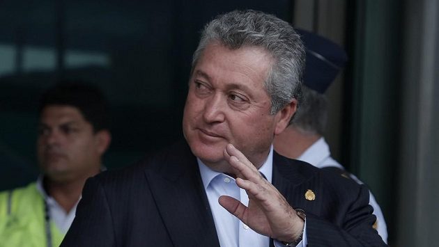 Victor Manuel Vucetich dovedl Mexiko do baráže o mistrovství světa, přesto jeho mise skončila. Victor Manuel Vucetich dovedl Mexiko do baráže o mistrovství světa, přesto jeho mise skončila.