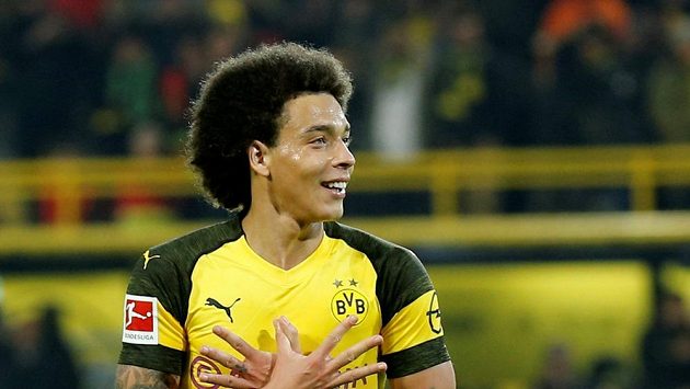 Dortmundský Axel Witsel se radoval předčasně. Borussia sice vedla už 3:0, ale nakonec s Hoffenheimem jen remizovala. Dortmundský Axel Witsel se radoval předčasně. Borussia sice vedla už 3:0, ale nakonec s Hoffenheimem jen remizovala.