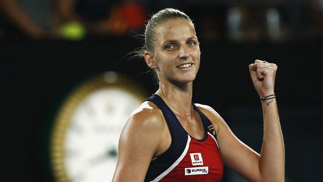 Karolína Plíšková po osmifinálovém vítězství nad Darjou Gavrilovovou z Austrálie. Karolína Plíšková po osmifinálovém vítězství nad Darjou Gavrilovovou z Austrálie.