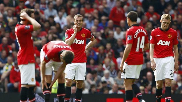 Manchester musí hodně pracovat, aby napravil nevydařenou sezónu Manchester musí hodně pracovat, aby napravil nevydařenou sezónu