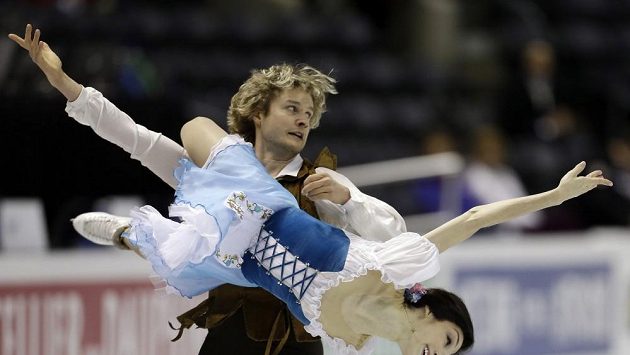 Američané Meryl Davisová a Charlie White. Američané Meryl Davisová a Charlie White.