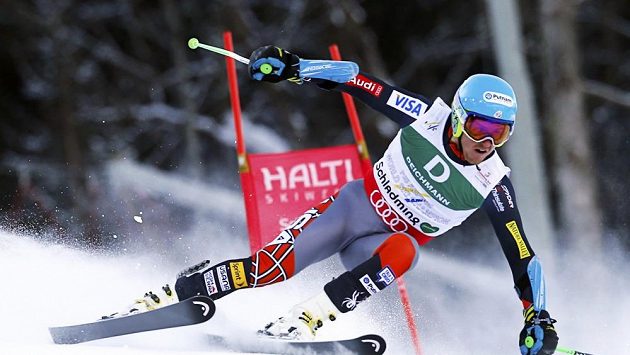 Ted Ligety na trati obřího slalomu ve Schladmingu. Ted Ligety na trati obřího slalomu ve Schladmingu.
