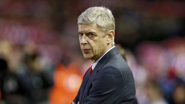 Trenér Arsenalu Arséne Wenger. Trenér Arsenalu Arséne Wenger.