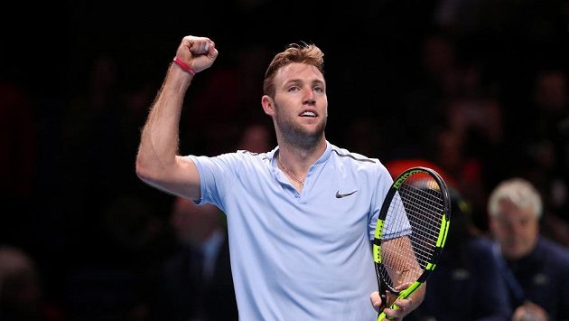 Američan Jack Sock se raduje po výhře nad Chorvatem Marinem Čiličem. Američan Jack Sock se raduje po výhře nad Chorvatem Marinem Čiličem.