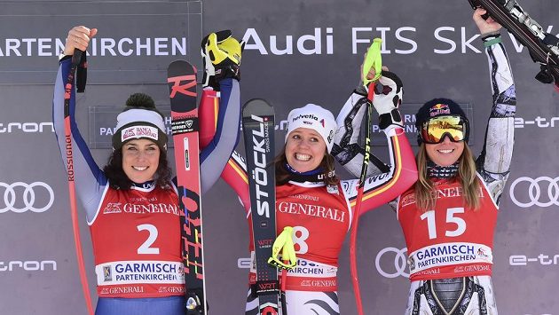 Stupně vítězů v Ga-Pa, zleva Federica Brignoneová z Itálie, Němka Viktoria Rebensburgová a Ester Ledecká. Stupně vítězů v Ga-Pa, zleva Federica Brignoneová z Itálie, Němka Viktoria Rebensburgová a Ester Ledecká.