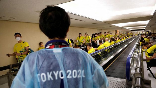Australští sportovci na letišti Narita v Tokiu, kde se konají olympijské hry. (ilustrační foto) Australští sportovci na letišti Narita v Tokiu, kde se konají olympijské hry. (ilustrační foto)