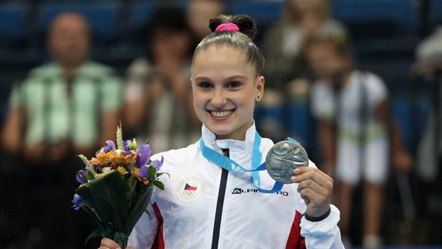 Aneta Holasová po úspěšném vystoupení na Evropských hrách v Minsku. Aneta Holasová po úspěšném vystoupení na Evropských hrách v Minsku.