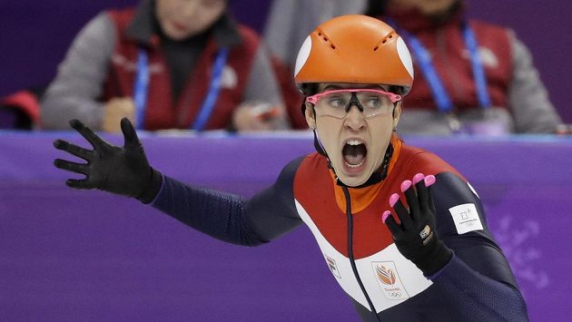 Nizozemka Suzanne Schultingová se raduje ze zlata Nizozemka Suzanne Schultingová se raduje ze zlata