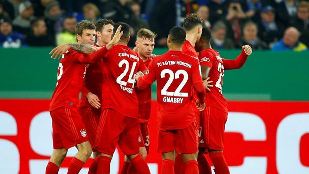 Fotbalisté Bayernu se radují z gólu - ilustrační foto Fotbalisté Bayernu se radují z gólu - ilustrační foto