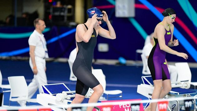 Česká plavkyně, studující v USA a reprezentující Českou republiku na ME v plavání v Glasgow. Česká plavkyně, studující v USA a reprezentující Českou republiku na ME v plavání v Glasgow.