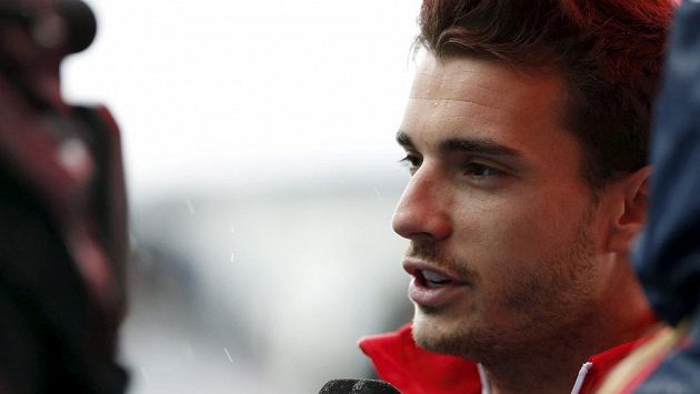 Jules Bianchi před Velkou cenou Japonska, která se mu stala osudnou. Jules Bianchi před Velkou cenou Japonska, která se mu stala osudnou.
