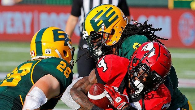 Klub kanadské ligy amerického fotbalu (CFL) z Edmontonu už nebude používat název Eskimos, který nesl od svého založení v roce 1949. Vedení týmu tak reagovalo na dlouholetou kritiku, že jméno "Eskymáci" je pohrdavým označením původních obyvatel. Klub kanadské ligy amerického fotbalu (CFL) z Edmontonu už nebude používat název Eskimos, který nesl od svého založení v roce 1949. Vedení týmu tak reagovalo na dlouholetou kritiku, že jméno "Eskymáci" je pohrdavým označením původních obyvatel.