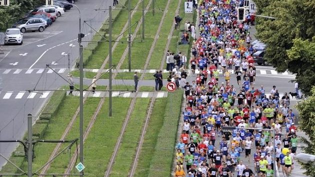 Na trati olomouckého půlmaratónu, jednoho ze závodů seriálu RunCzech. Na trati olomouckého půlmaratónu, jednoho ze závodů seriálu RunCzech.