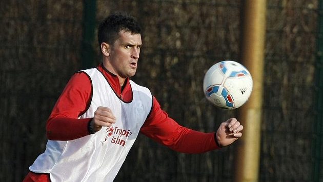 Martin Fenin míří z Chotěbuzi do pražské Slavie. Martin Fenin míří z Chotěbuzi do pražské Slavie.