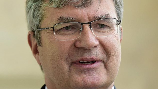 Předseda České unie sportu (ČUS) Miroslav Jansta. Předseda České unie sportu (ČUS) Miroslav Jansta.