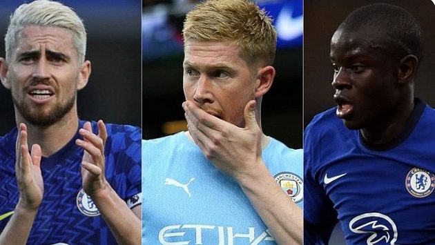 Na cenu pro nejlepšího fotbalistu sezony podle UEFA kandidují Kevin De Bruyne, Jorginho a N'Golo Kanté Na cenu pro nejlepšího fotbalistu sezony podle UEFA kandidují Kevin De Bruyne, Jorginho a N'Golo Kanté