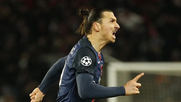 Zlatan Ibrahimovic se raduje z gólu. Zlatan Ibrahimovic se raduje z gólu.