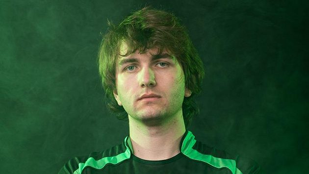 Oldřich "Faeli" Mahdal v barvách esportové stáje Entropiq. Oldřich "Faeli" Mahdal v barvách esportové stáje Entropiq.