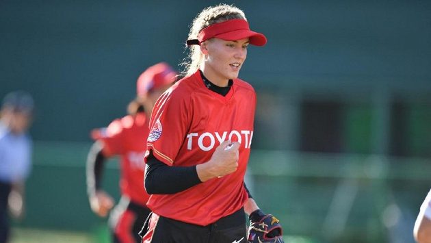 Nejlepší česká softbalistka Veronika Pecková si zahrála zápas profesionální japonské ligy. Nejlepší česká softbalistka Veronika Pecková si zahrála zápas profesionální japonské ligy.