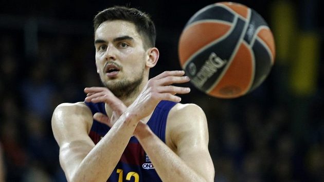 Tomáš Satoranský patří k oporám basketbalistů Barcelony. Tomáš Satoranský patří k oporám basketbalistů Barcelony.