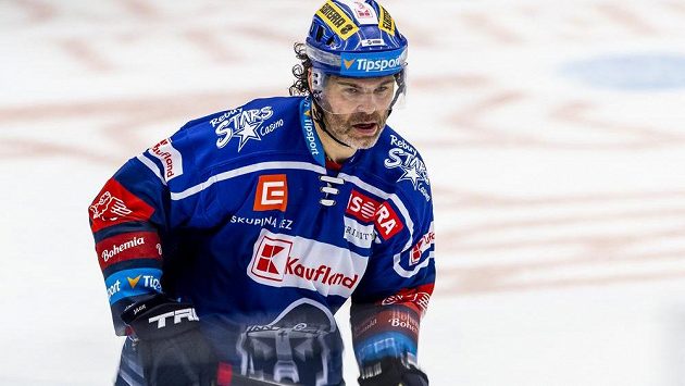 Jaromír Jágr ani jeho Kladno nezažívají povedený vstup do extraligové sezony. Jaromír Jágr ani jeho Kladno nezažívají povedený vstup do extraligové sezony.