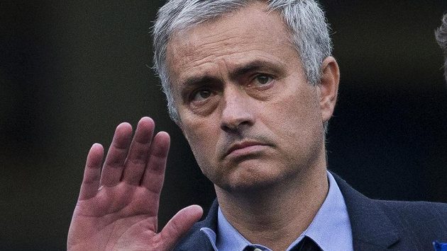 Obvinění z daňových úniků čelí i bývalý trenér Realu José Mourinho. Obvinění z daňových úniků čelí i bývalý trenér Realu José Mourinho.