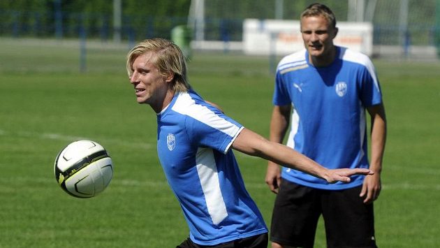 Petr Trapp (vpravo) na zahájení plzeňské letní přípravy. Petr Trapp (vpravo) na zahájení plzeňské letní přípravy.