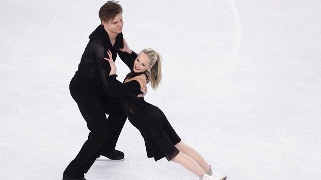 Talentovaný taneční pár Nicole Kuzmichová, Alexandr Sinicyn. Talentovaný taneční pár Nicole Kuzmichová, Alexandr Sinicyn.