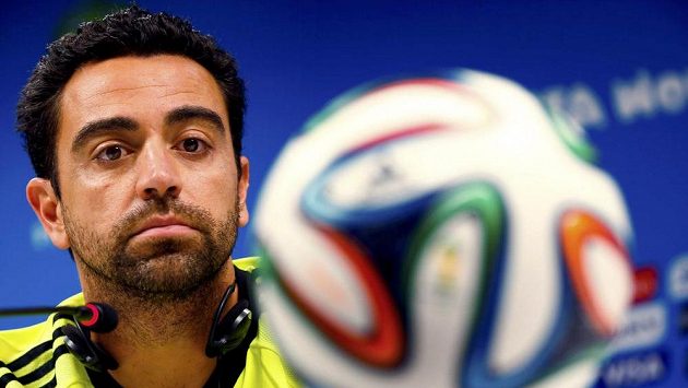Záložník Barcelony a španělské reprezentace Xavi Hernandez má namířeno do Kataru. Záložník Barcelony a španělské reprezentace Xavi Hernandez má namířeno do Kataru.