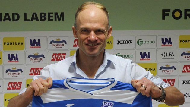 David Jarolím převzal fotbalisty Ústí nad Labem. David Jarolím převzal fotbalisty Ústí nad Labem.