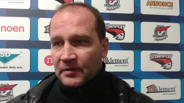 Jiří Šlégr je nově šéfem střídačky litvínovského klubu. Jiří Šlégr je nově šéfem střídačky litvínovského klubu.