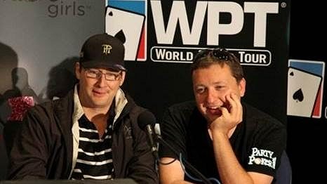 Tony G z PartyPoker.com týmu si opět podává Phila Hellmutha ve svém blogu Tony G z PartyPoker.com týmu si opět podává Phila Hellmutha ve svém blogu