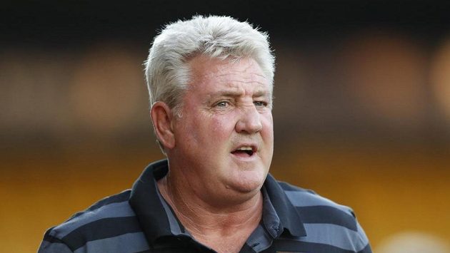 Steve Bruce je dosud trenérem celku Hull City. Steve Bruce je dosud trenérem celku Hull City.