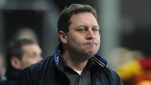 Peter Oremus na archivním snímku z lavičky Karlových Varů. Peter Oremus na archivním snímku z lavičky Karlových Varů.