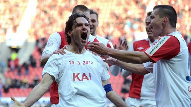 Kapitán Karol Kisel věří, že jeho Slavia se zase bude moci radovat třeba už v derby... Kapitán Karol Kisel věří, že jeho Slavia se zase bude moci radovat třeba už v derby...