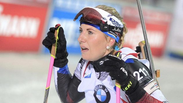 Lucie Charvátová v cíli sprintu v Novém Městě. Lucie Charvátová v cíli sprintu v Novém Městě.