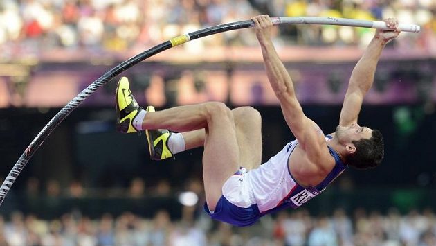 Tyčkař Jan Kudlička při olympijském finále v Londýně. Tyčkař Jan Kudlička při olympijském finále v Londýně.