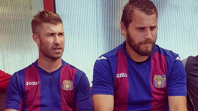 Fotbalista Pavel Šultes (vlevo) teď válí za Přední Kopaninu. Fotbalista Pavel Šultes (vlevo) teď válí za Přední Kopaninu.