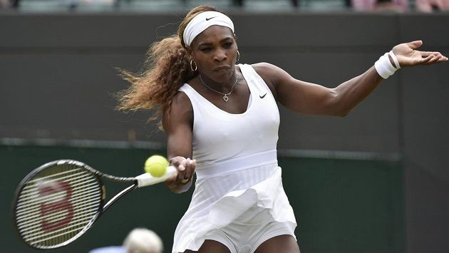 Američanka Serena Williamsová si rychle poradila s Chanelle Scheepersovou z JAR. Američanka Serena Williamsová si rychle poradila s Chanelle Scheepersovou z JAR.