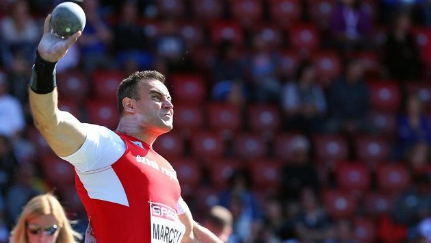 Koulař Jan Marcell při kvalifikaci na mistrovství Evropy v Curychu. Koulař Jan Marcell při kvalifikaci na mistrovství Evropy v Curychu.