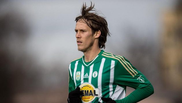 Obránce Michal Švec v dresu Bohemians. Obránce Michal Švec v dresu Bohemians.