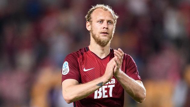 Sparťanský obránce Semih Kaya se vrací do Turecka. Sparťanský obránce Semih Kaya se vrací do Turecka.