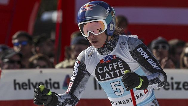 Česká lyžařka Ester Ledecká v cíli sjezdu Světového poháru v Crans Montaně. Česká lyžařka Ester Ledecká v cíli sjezdu Světového poháru v Crans Montaně.