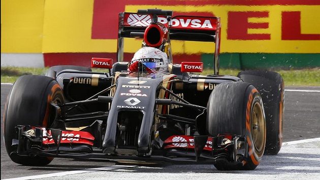 Pilot stáje Lotus Romain Grosjean Pilot stáje Lotus Romain Grosjean