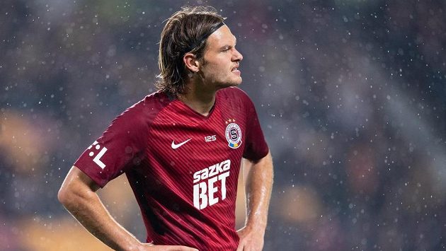 Sparťan Matěj Pulkrab při zápase s Mladou Boleslaví. Sparťan Matěj Pulkrab při zápase s Mladou Boleslaví.