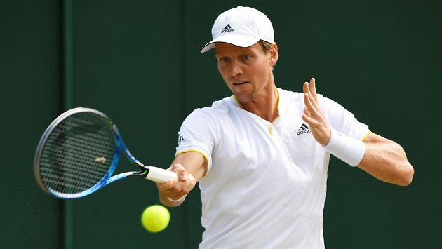 Tomáš Berdych zatím prochází letošním Wimbledonem bez zakolísání. Tomáš Berdych zatím prochází letošním Wimbledonem bez zakolísání.