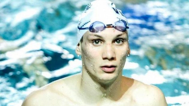 Vycházející plavecká hvězda Manuel Bortuzzo je po útoku neznámých střelců v ohrožení života. Vycházející plavecká hvězda Manuel Bortuzzo je po útoku neznámých střelců v ohrožení života.